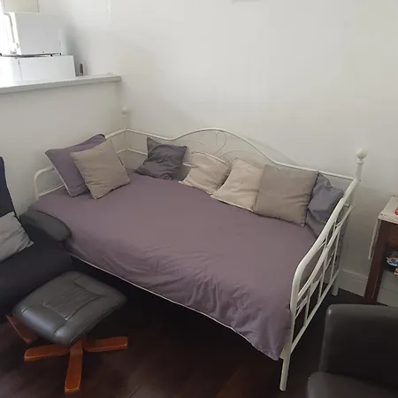 Du Faubourg Charrault Maixent L'ecole *