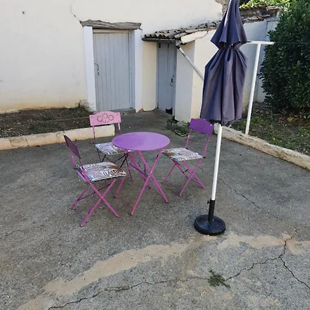 بيت للعطل Du Faubourg Charrault Maixent L'ecole